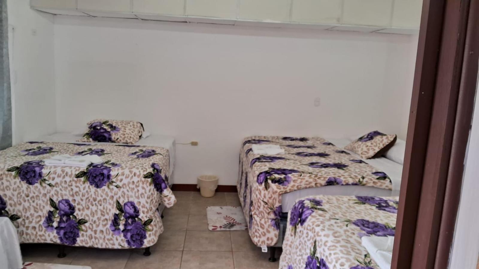 Hotel Kamelot Parque Central Quetzaltenango Zewnętrze zdjęcie