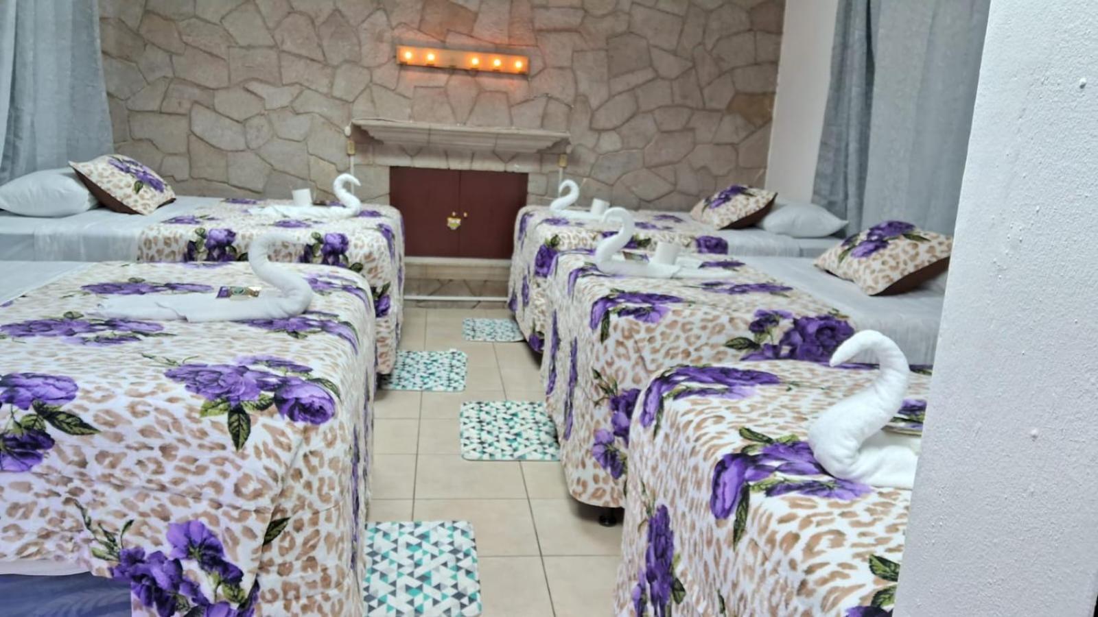 Hotel Kamelot Parque Central Quetzaltenango Zewnętrze zdjęcie