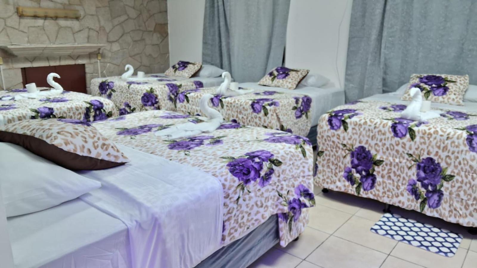 Hotel Kamelot Parque Central Quetzaltenango Zewnętrze zdjęcie
