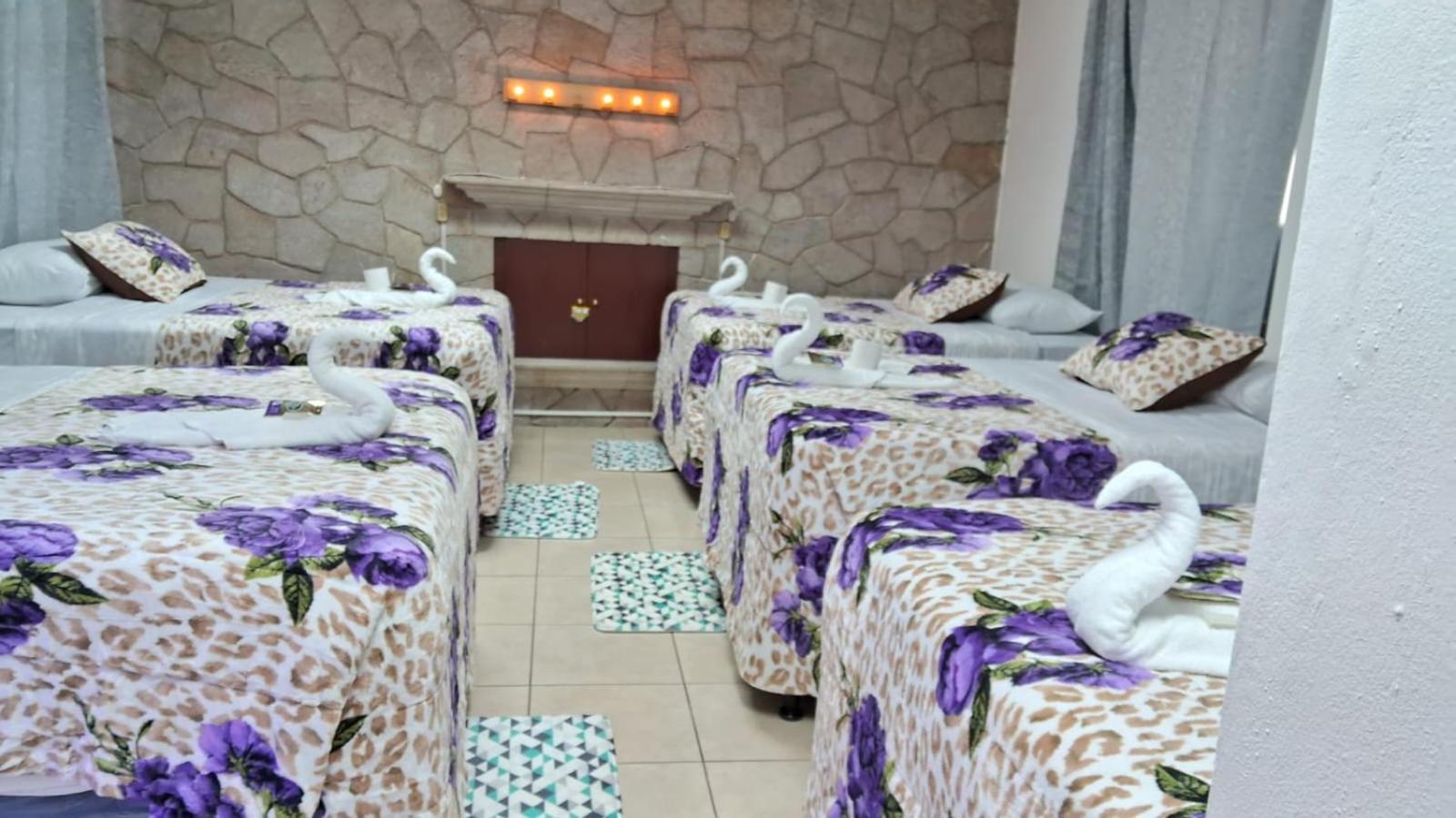 Hotel Kamelot Parque Central Quetzaltenango Zewnętrze zdjęcie